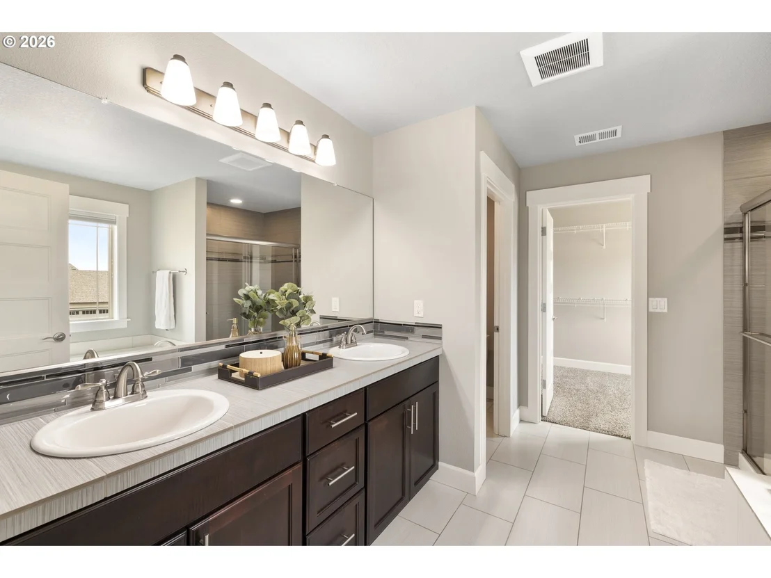 Photo of 2256 HEATHER WAY