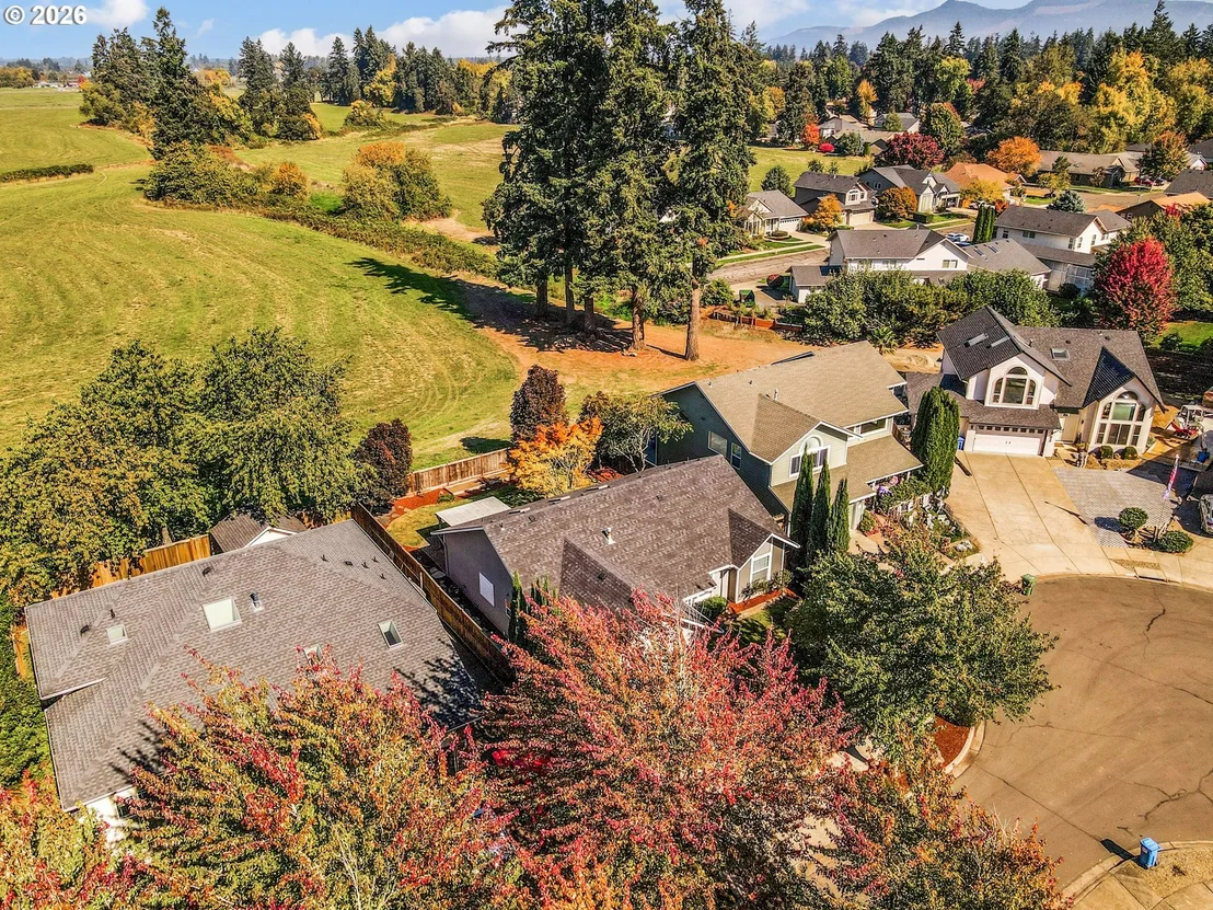 Photo of 529 SWEETWATER LN