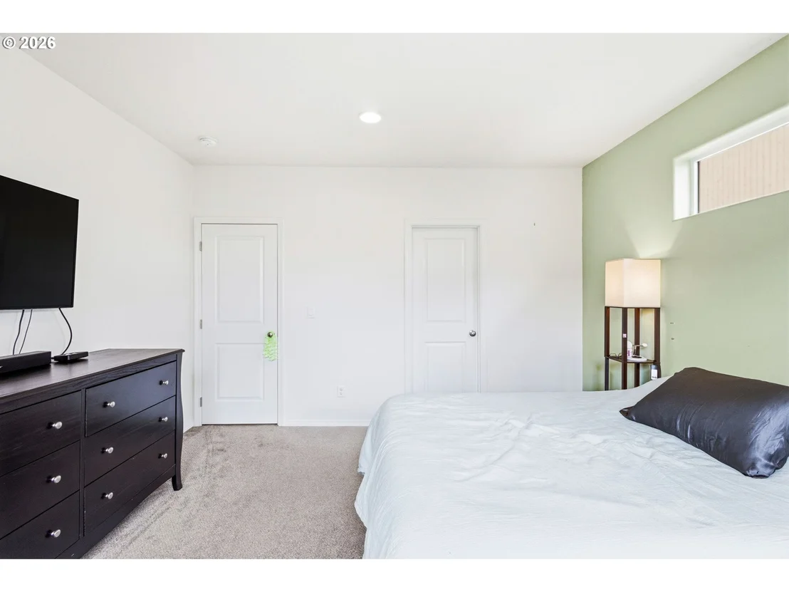 Photo of 559 CASTING ST