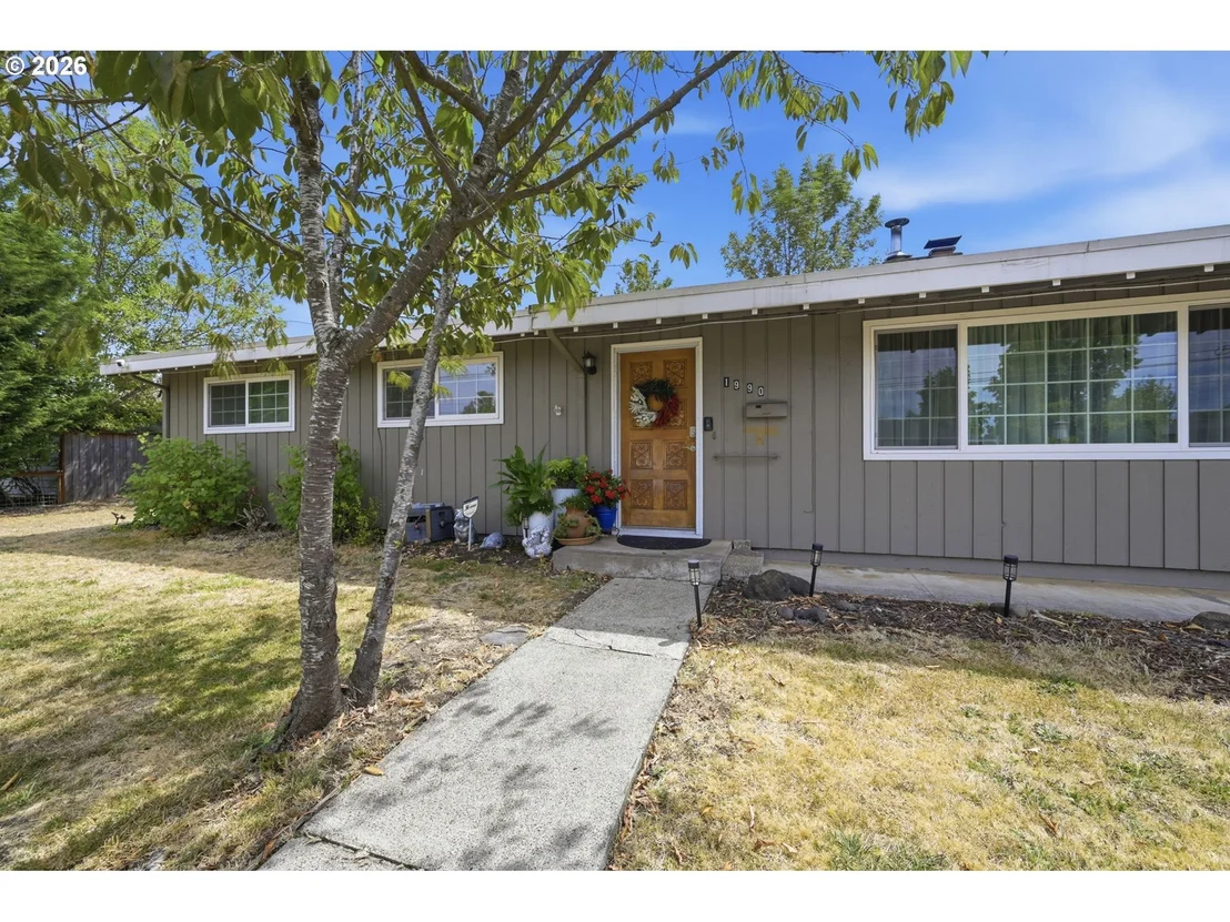 Photo of 1990 W 18TH AVE