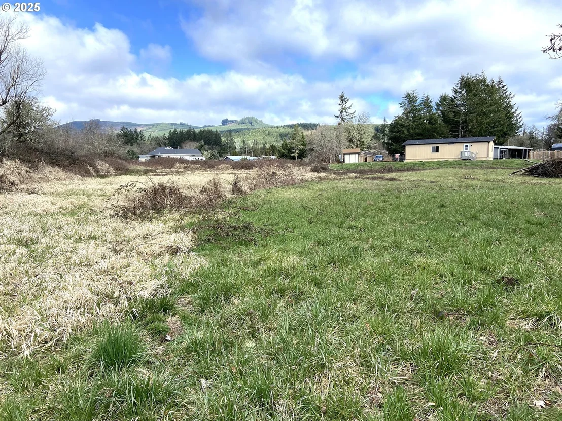 Photo of 92020 MAPLE LN