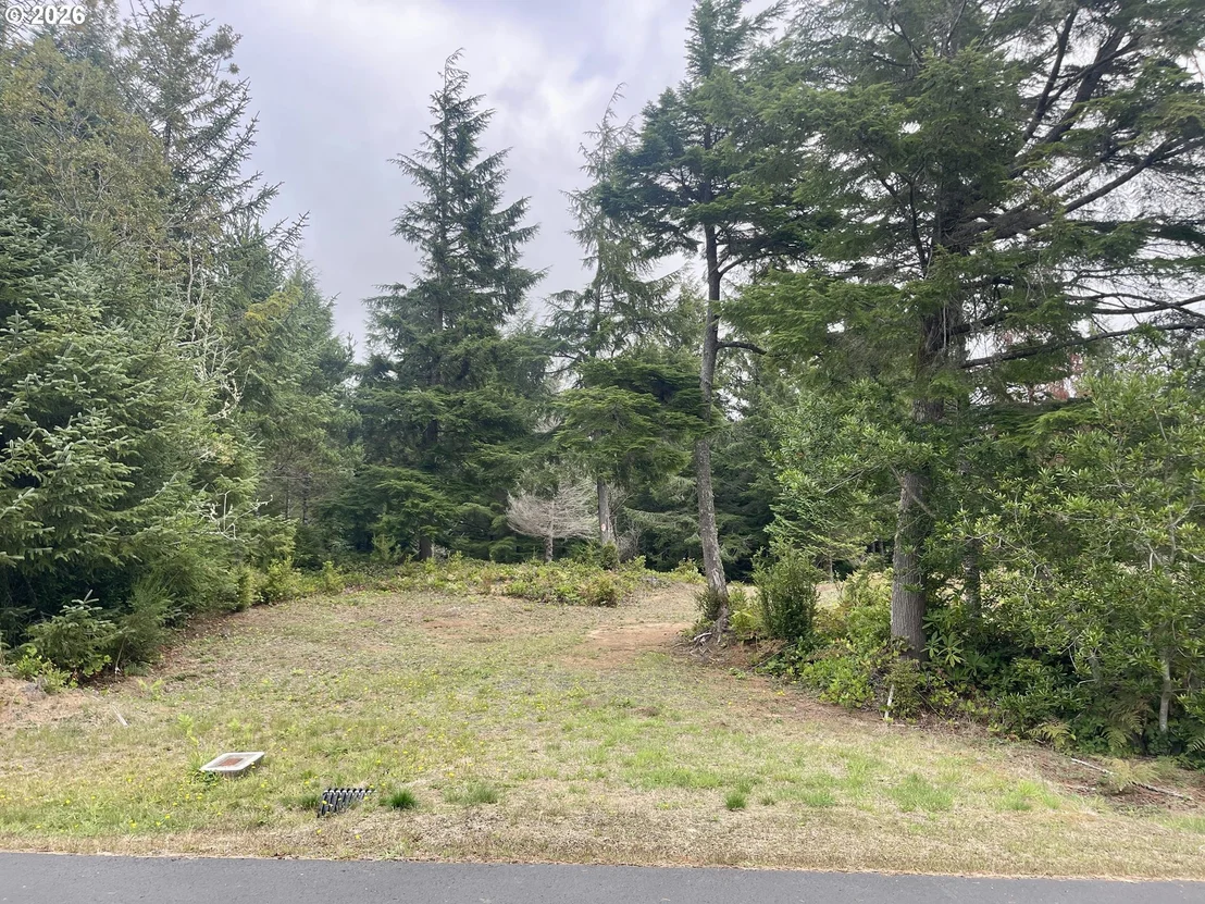 Photo of Unit LOT11 at Sandpoint RD
