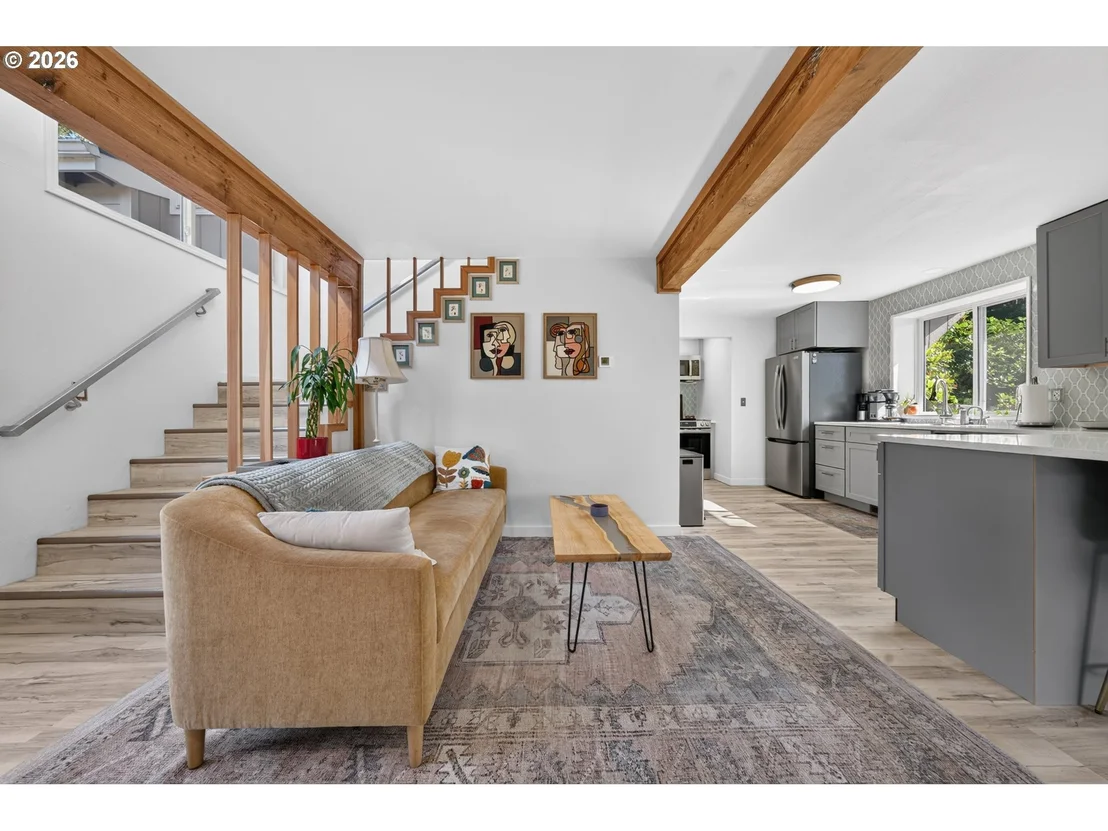 Photo of 207 W 52ND AVE