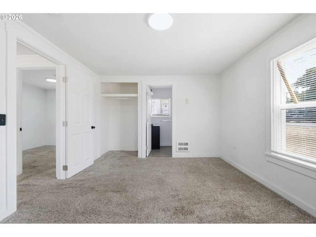 Photo of 595 S 47TH ST