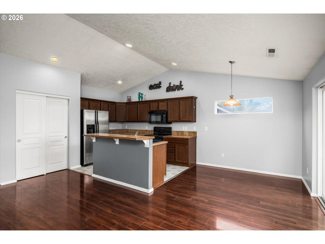 Photo of 553 S 48TH PL