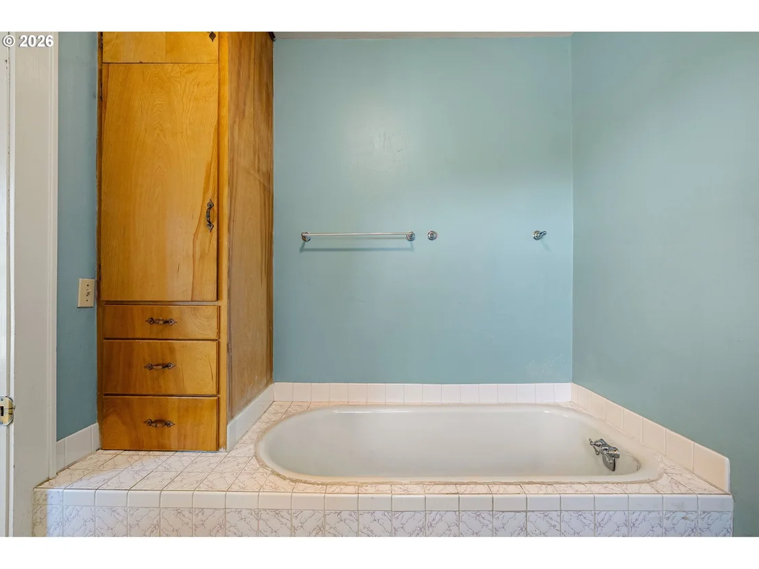 Photo of 3190 W 18TH AVE