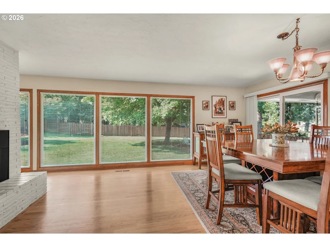 Photo of 230 PARK DR