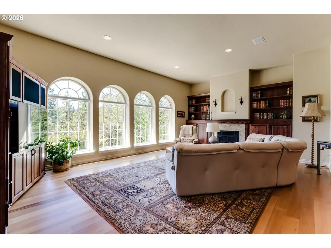Photo of 32825 KESTREL LN