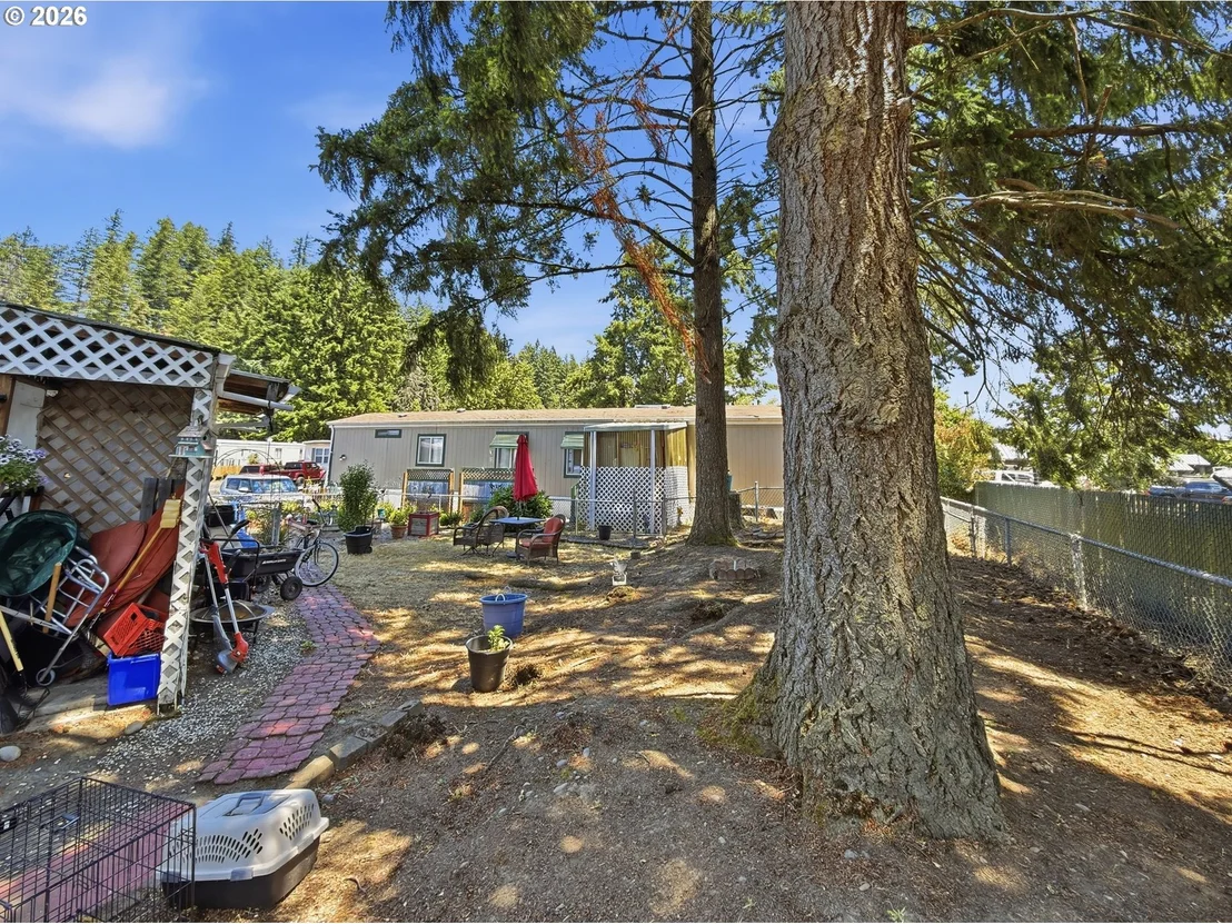 Photo of Unit 39 at 2145 31ST ST