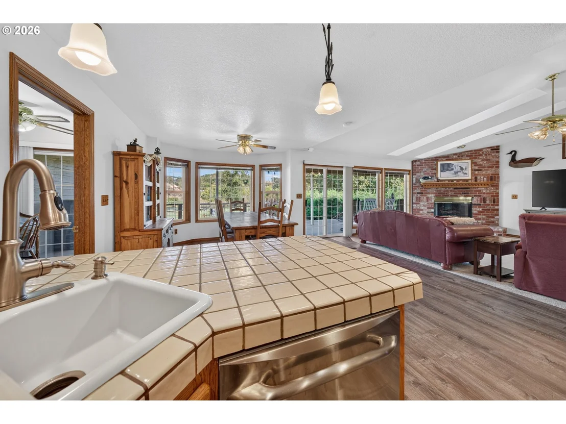 Photo of 269 BAILEY DR