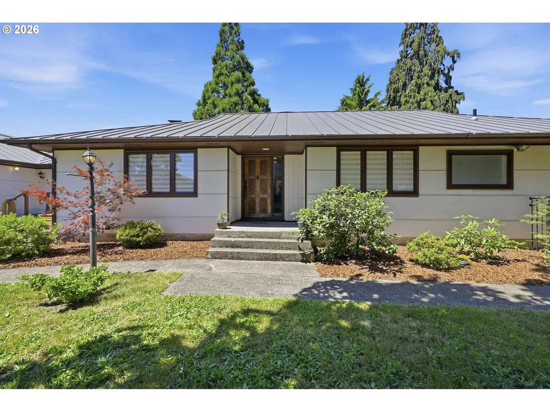 Photo of 110 CORLISS LN