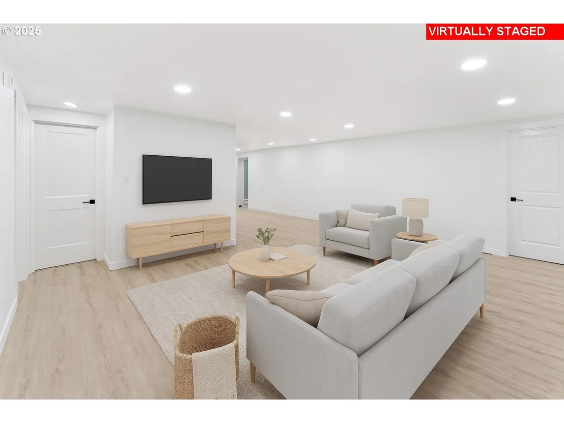 Photo of 47875 ELGIN AVE