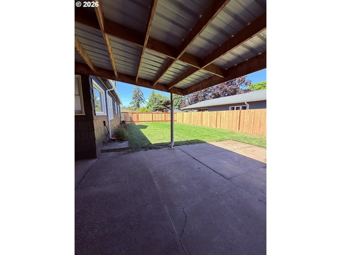 Photo of 775 HOWARD AVE