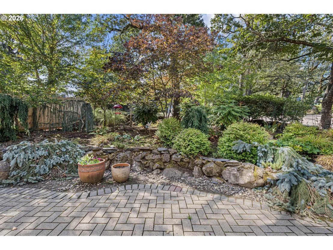 Photo of 85 W 35TH PL
