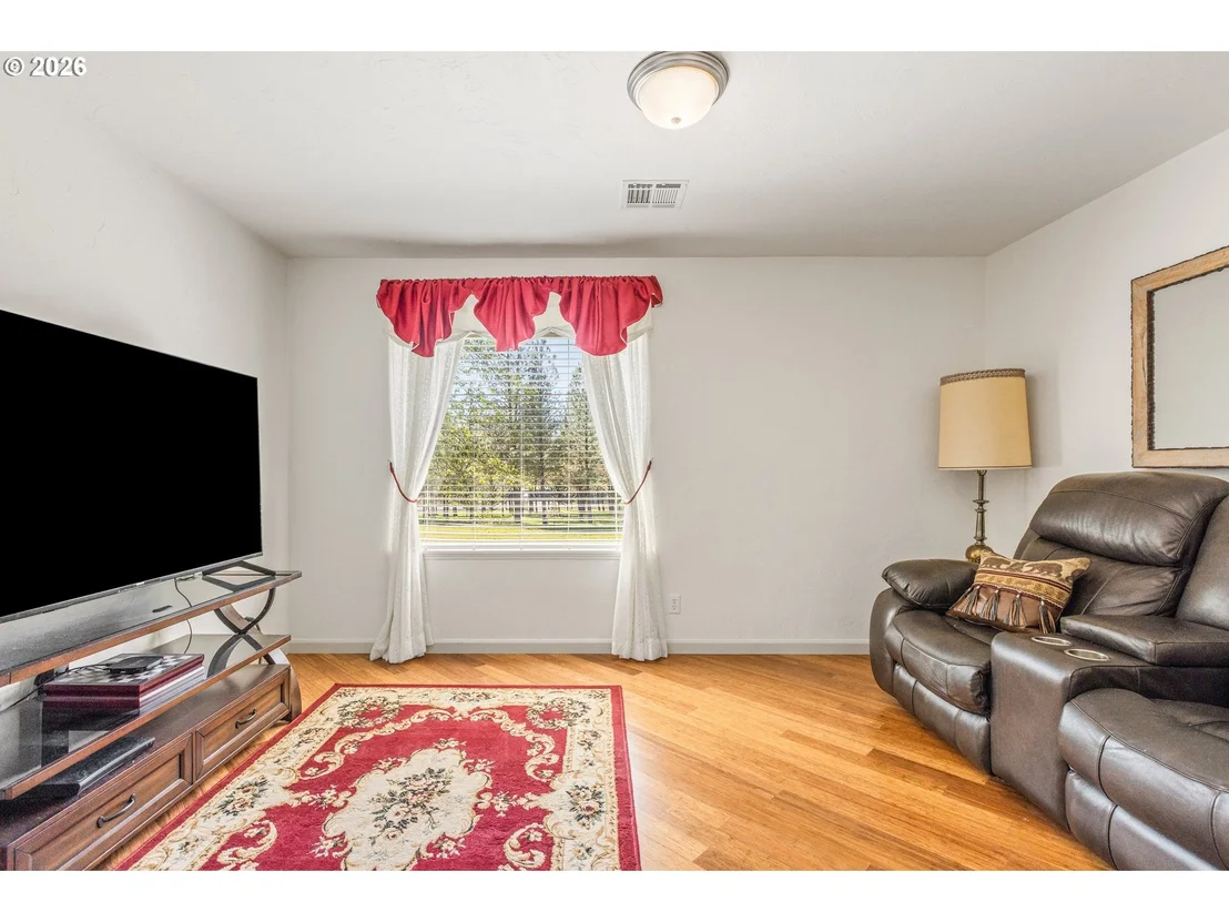 Photo of 757 ECHO DR