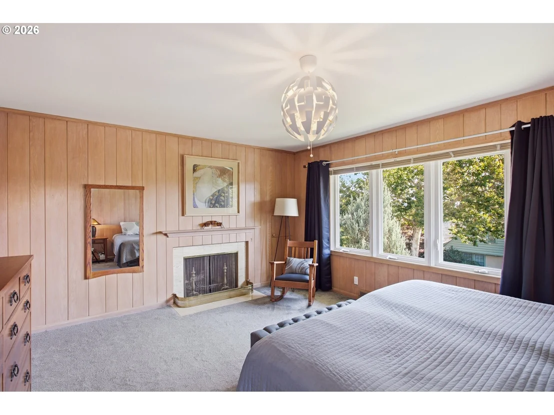 Photo of 60 W 22ND AVE