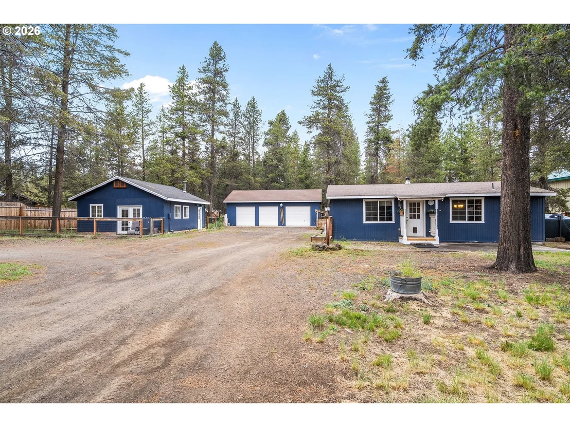 Photo of 16024 LEONA LN