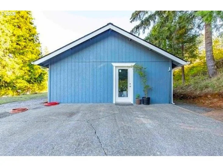 Photo of 48232 WESTOAK RD