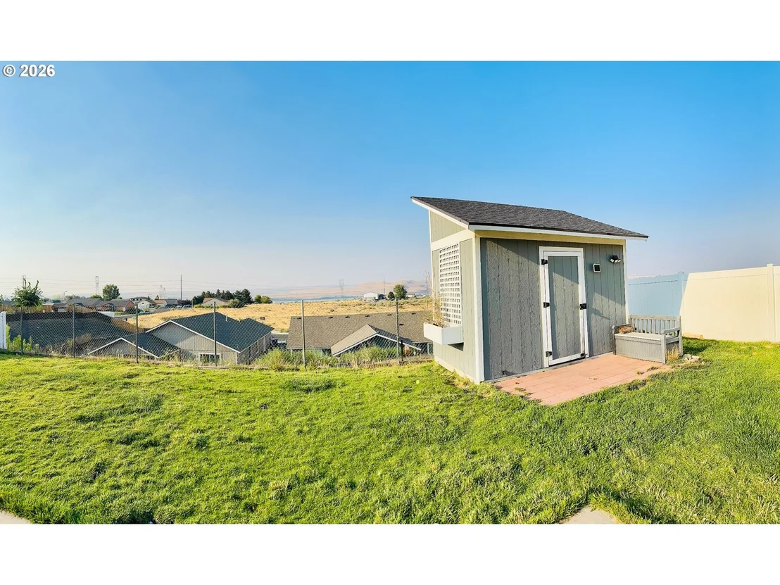 Photo of 435 CARDINAL PL