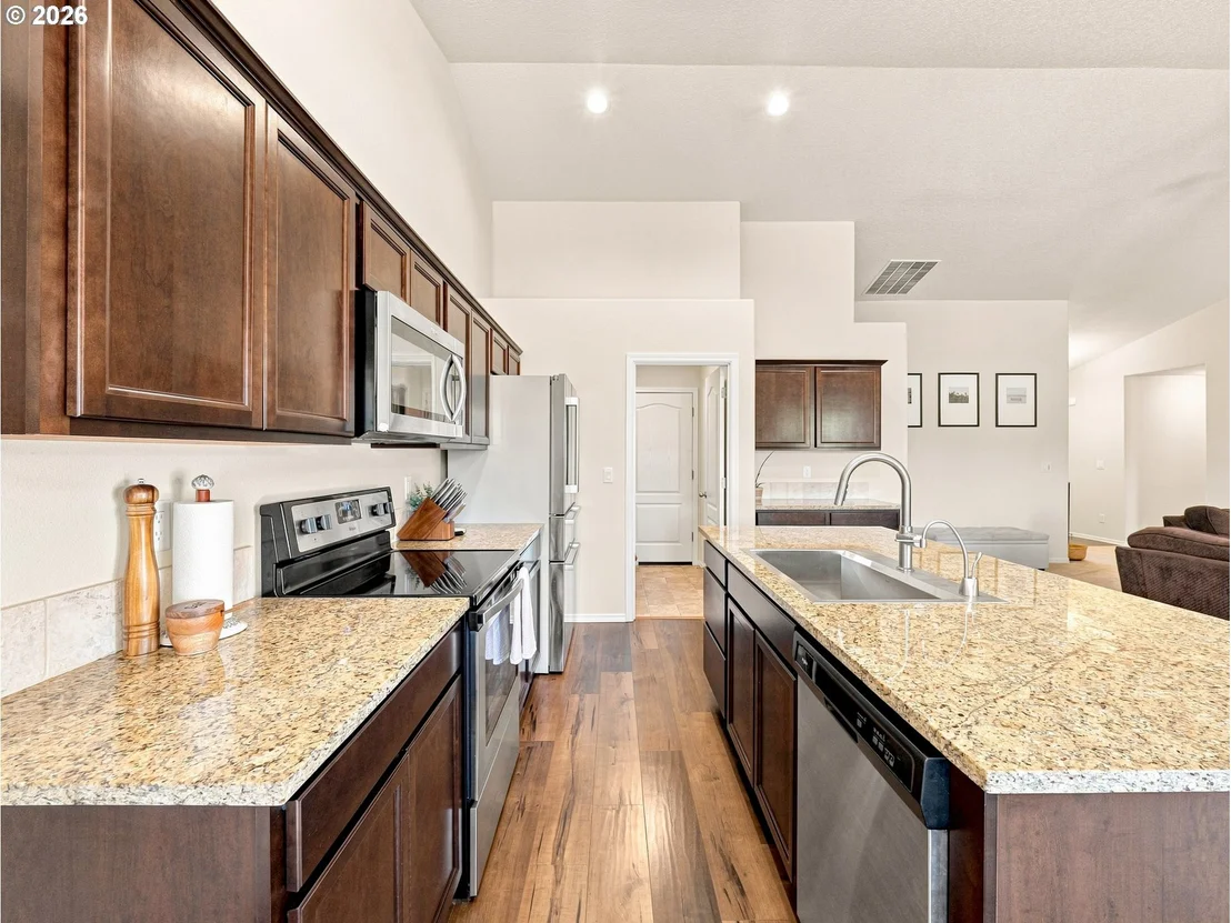 Photo of 559 ANDRIAN CT