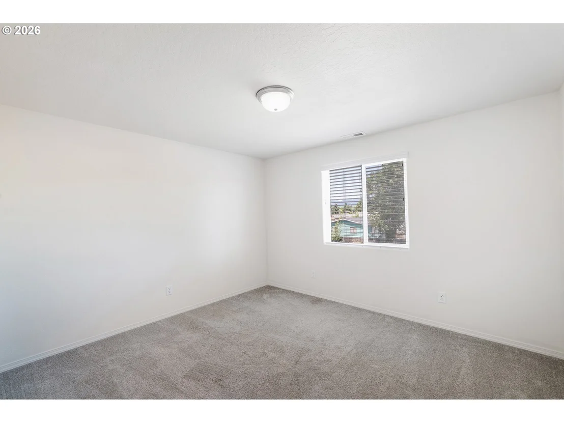 Photo of 5290 SQUIRREL ST