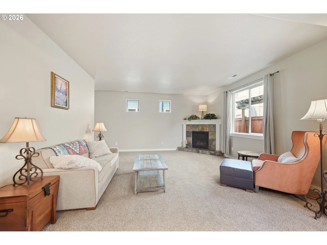 Photo of 2465 PARK VIEW DR