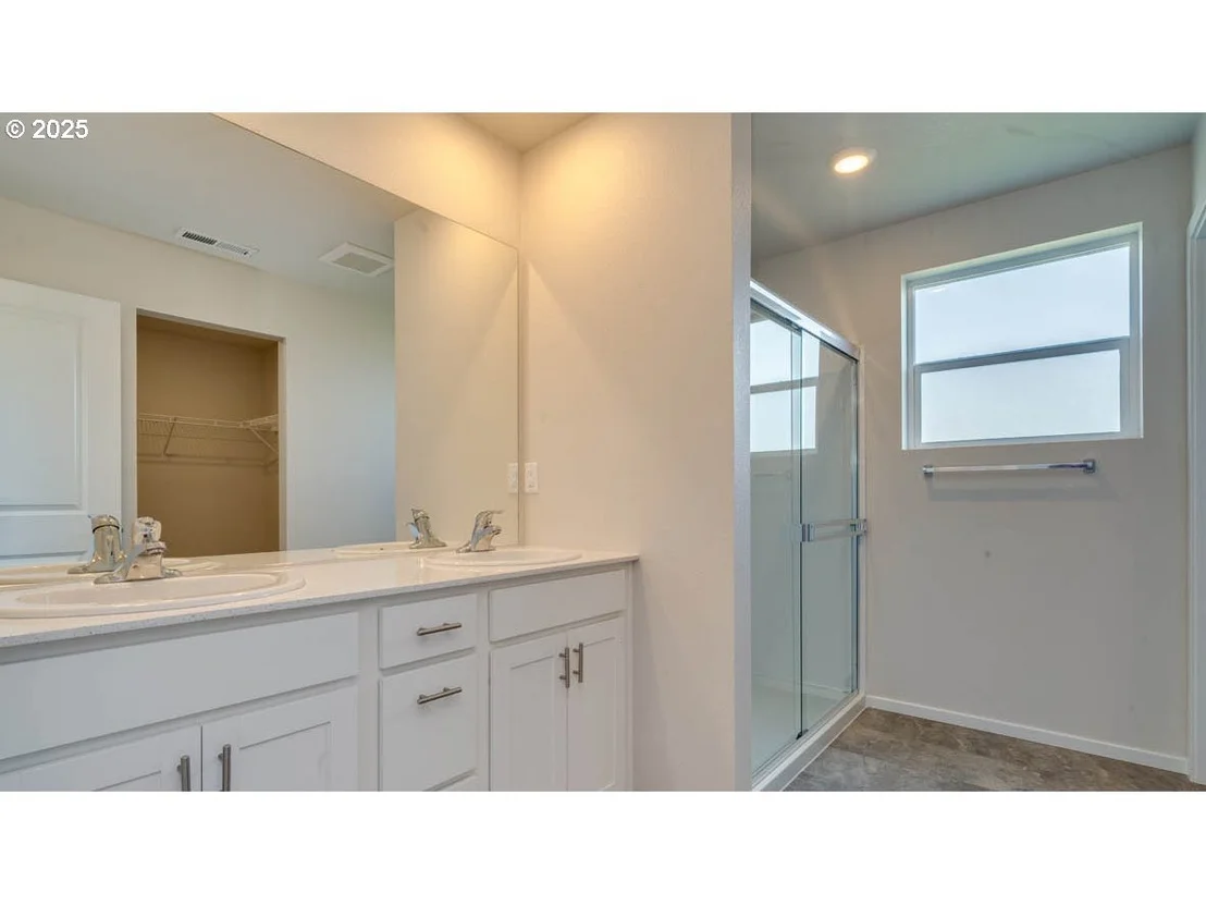 Photo of 4933 Elvis AVE NE