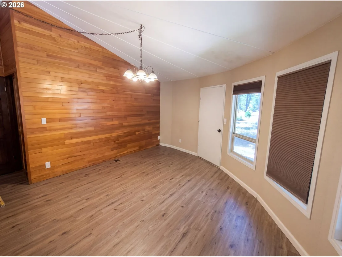 Photo of 56992 FAWN LN