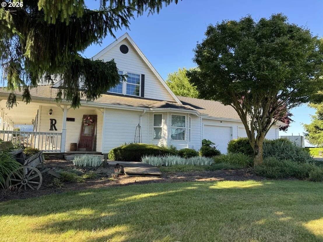 Photo of 33174 LANGMACK RD