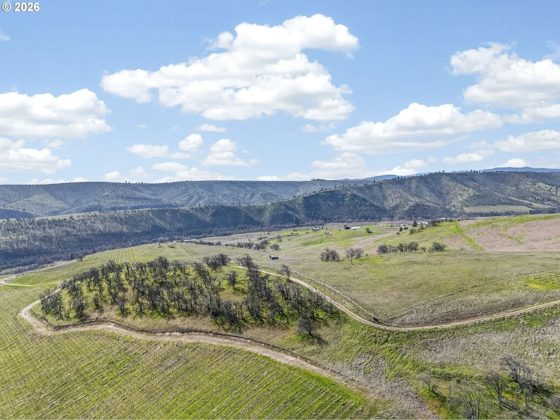 Photo of 3475 THREE MILE RD