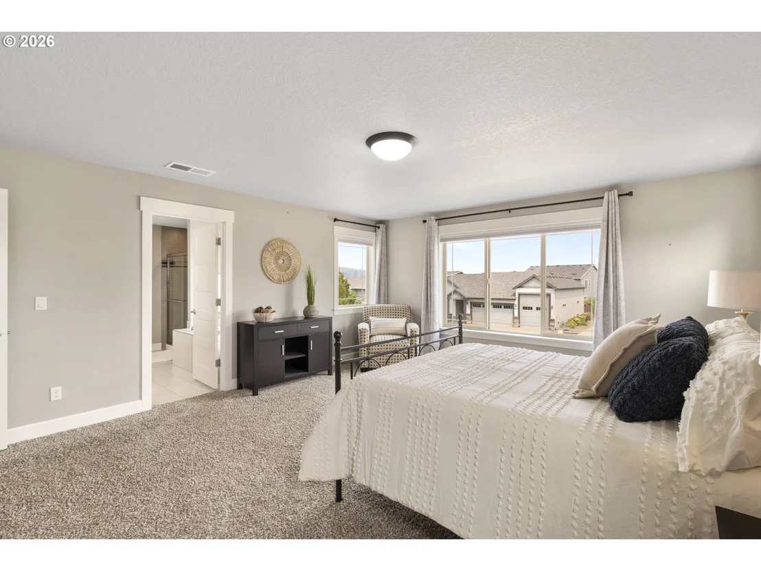 Photo of 2256 HEATHER WAY