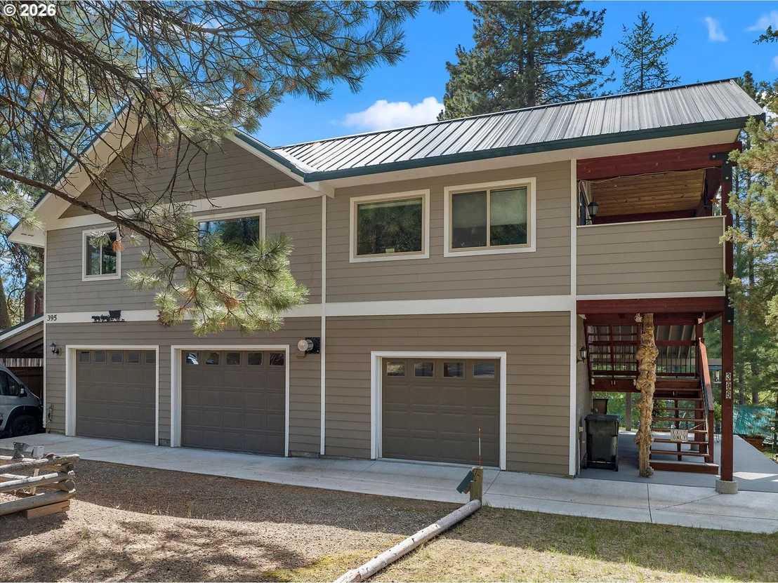 Photo of 395 BONANZA ST