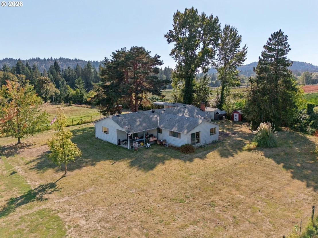 Photo of 27205 SE CARL ST