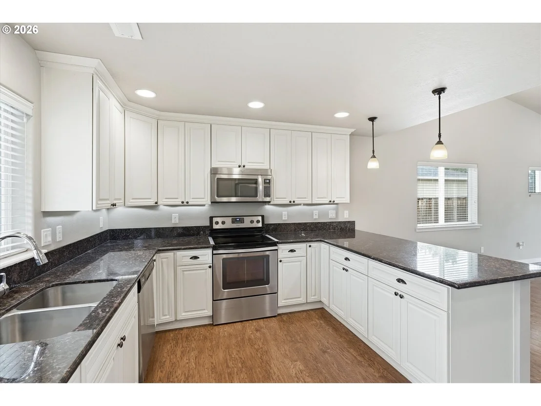 Photo of 7410 DESERT VIEW DR