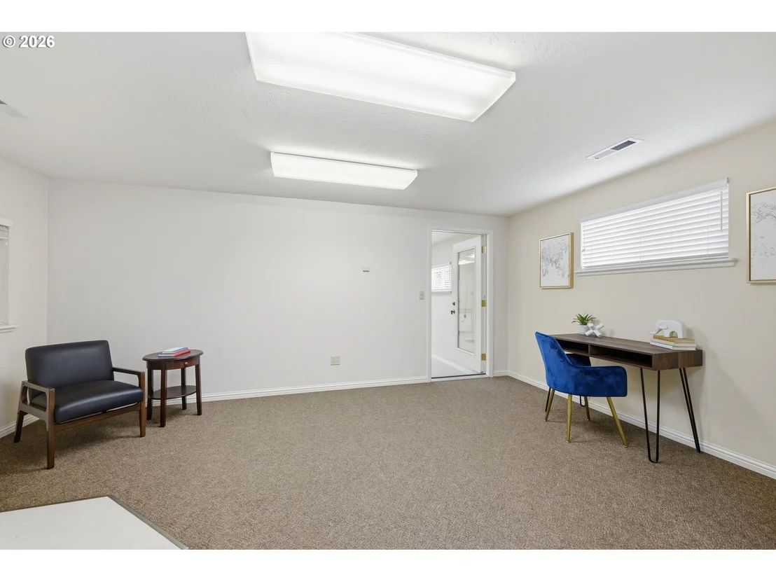 Photo of 394 CHERRY DR