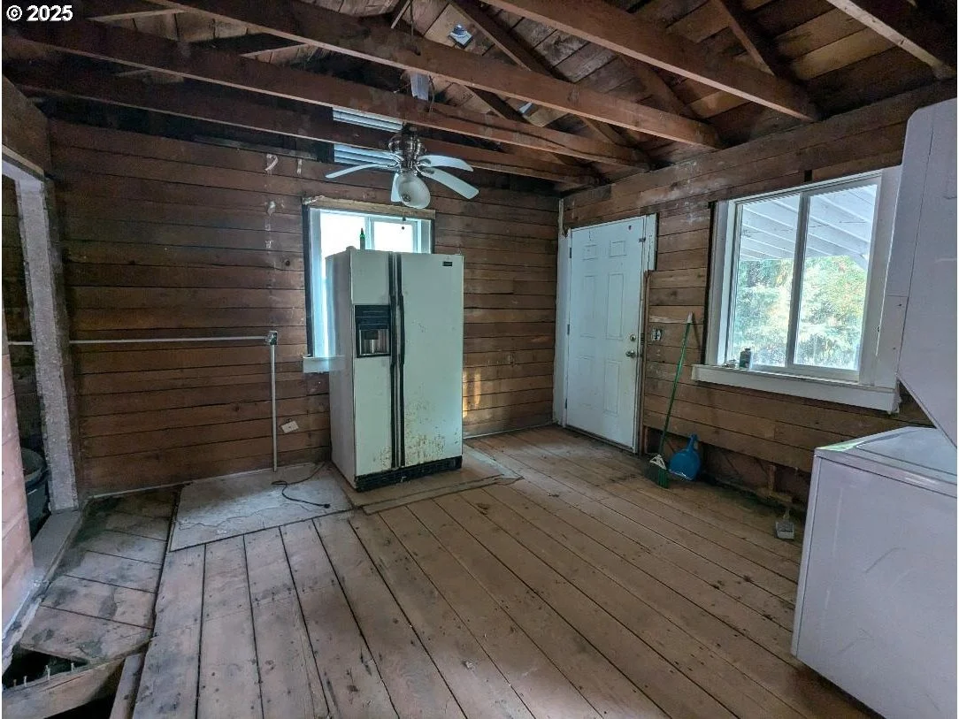 Photo of 48391 ROBERTS RD