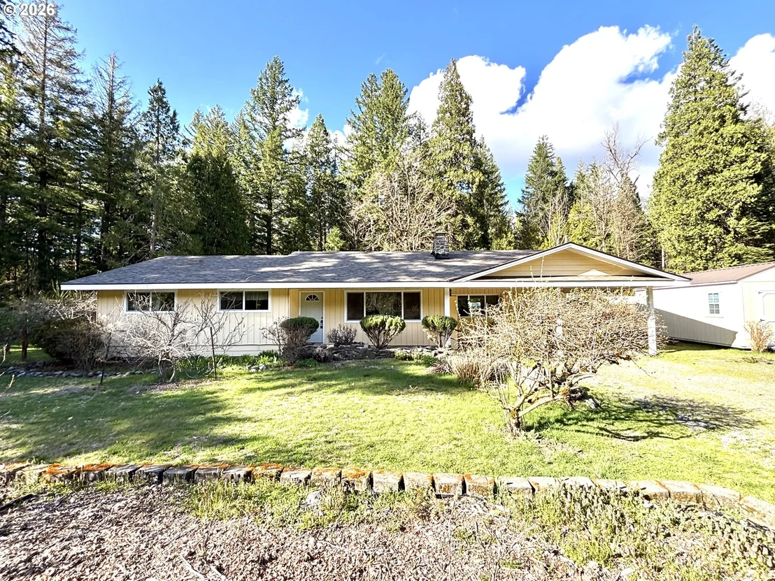 Photo of 55433 MCKENZIE HWY