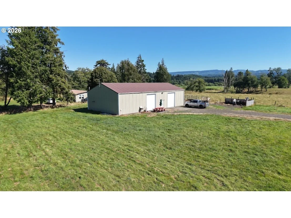 Photo of 43594 GERTTULA LN