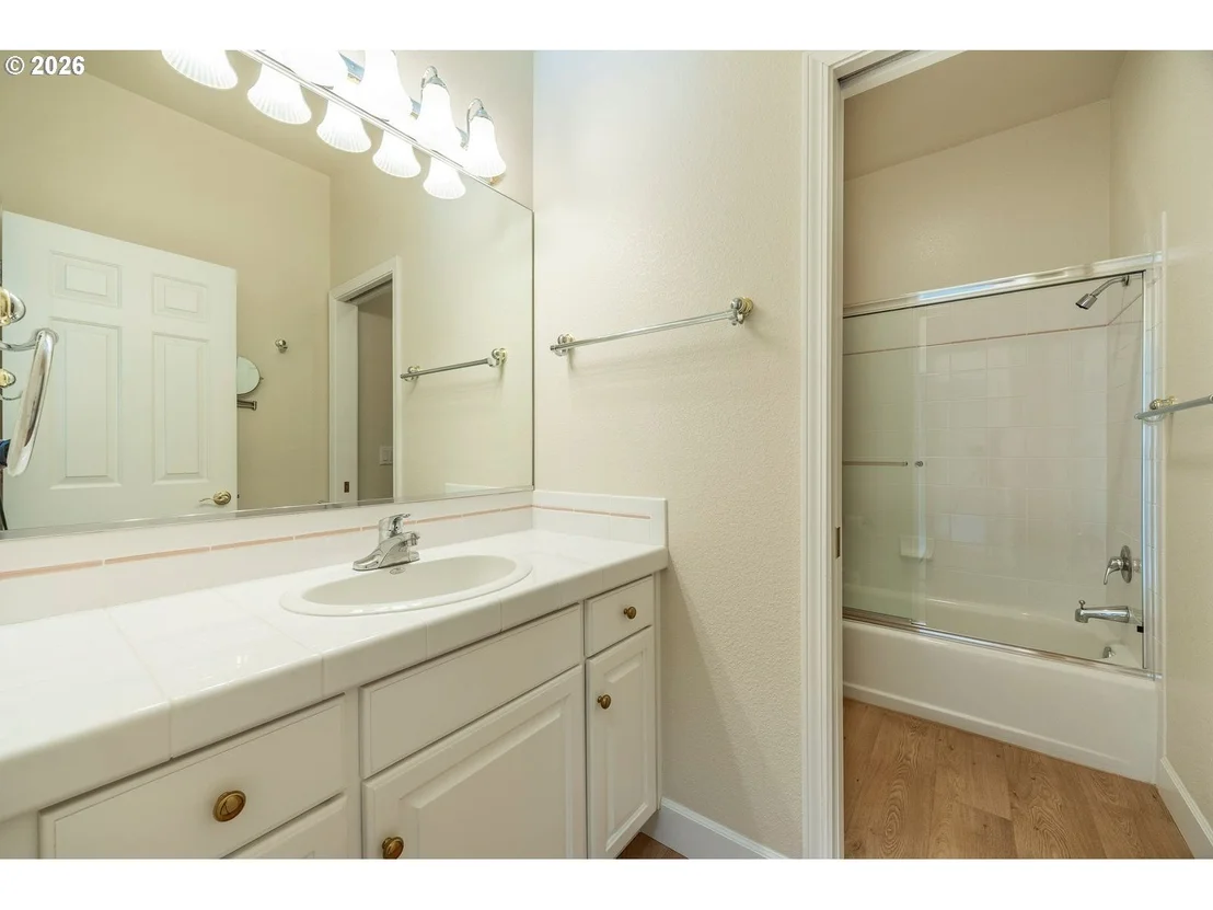 Photo of 3279 Lakemont DR