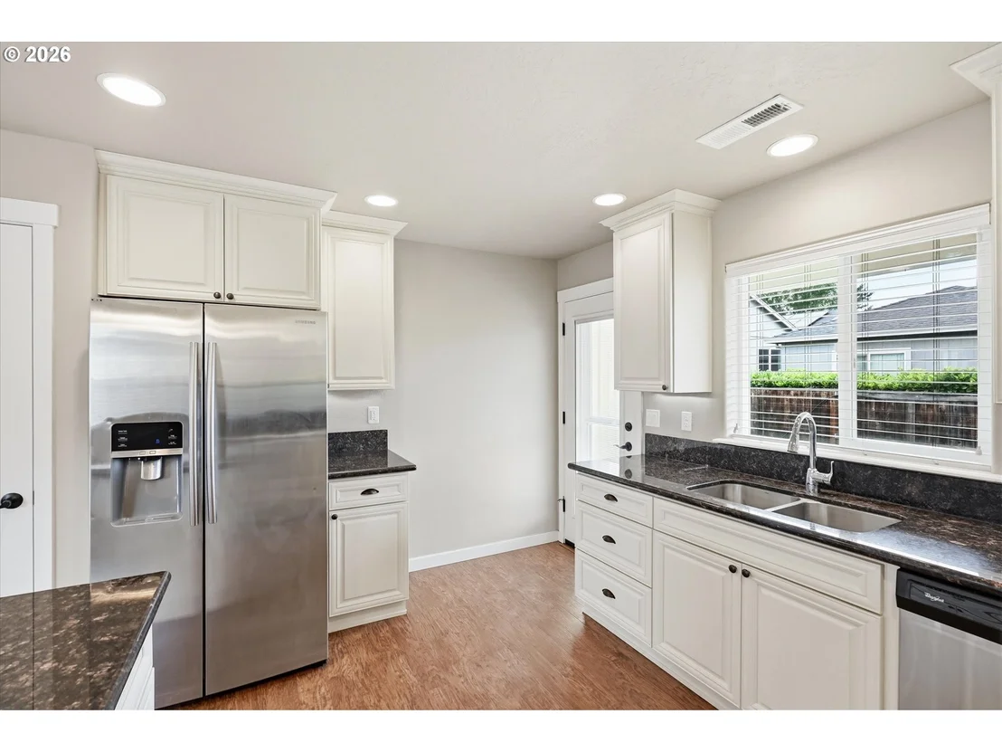 Photo of 7410 DESERT VIEW DR