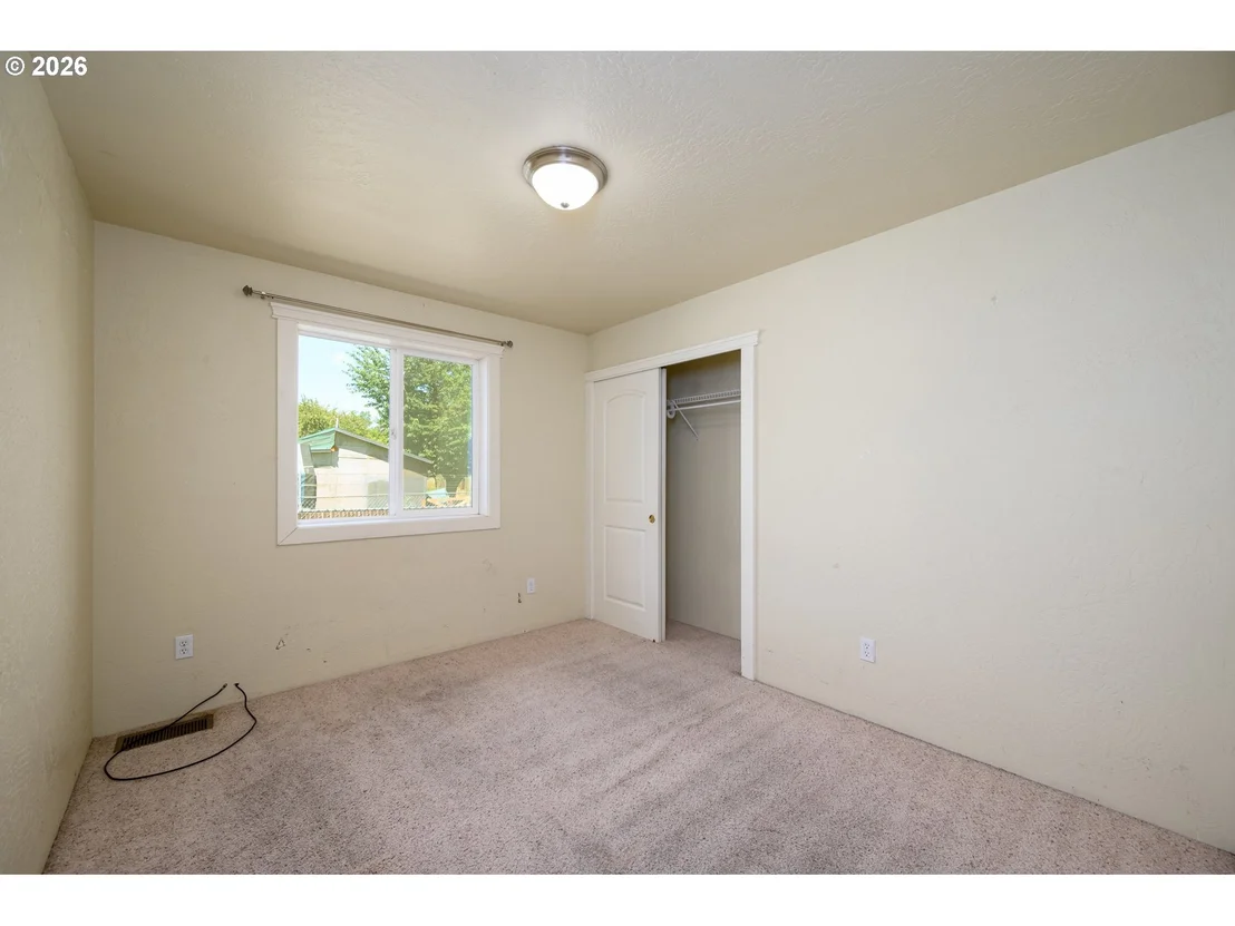 Photo of 356 SETHER AVE