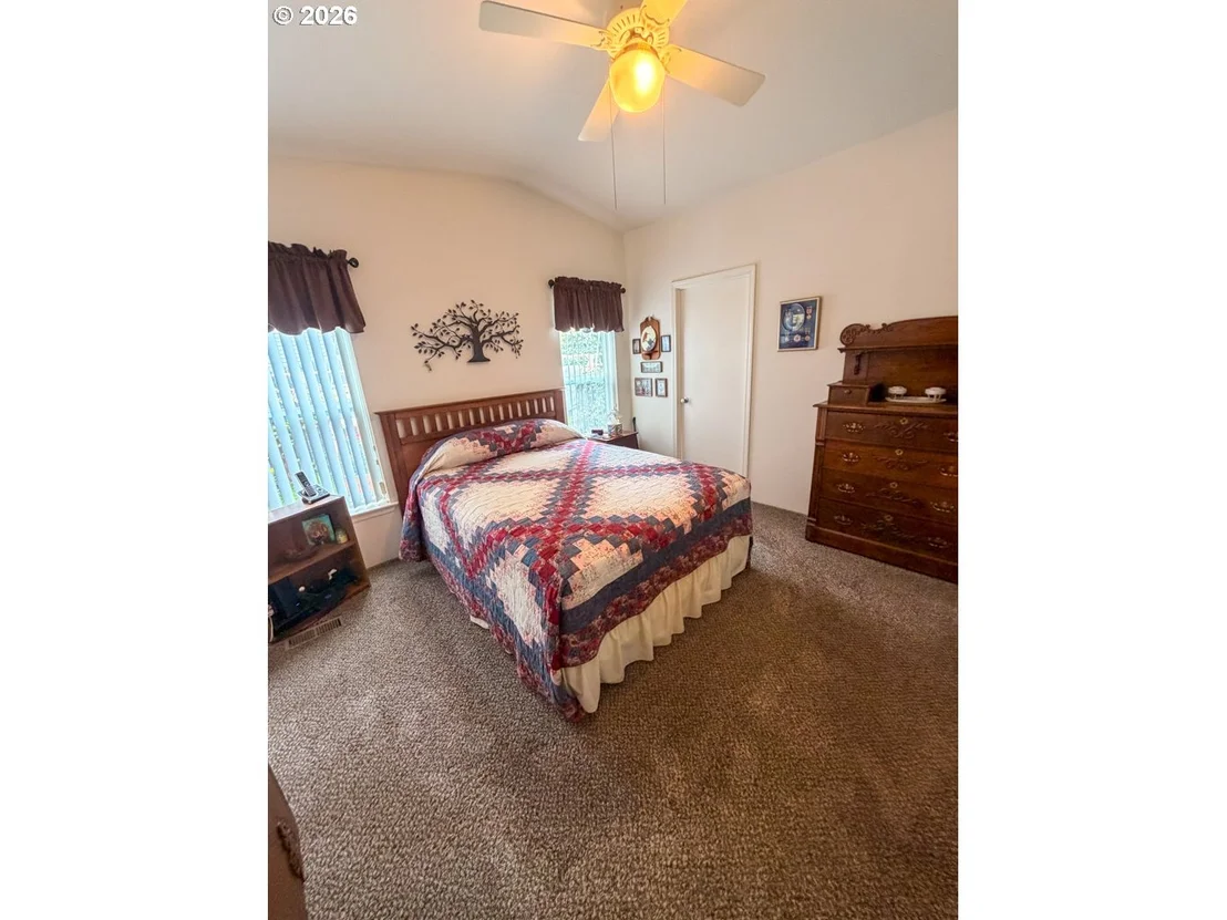 Photo of 600 TIARA ST