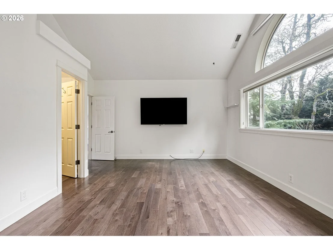 Photo of 3368 BENTLEY AVE