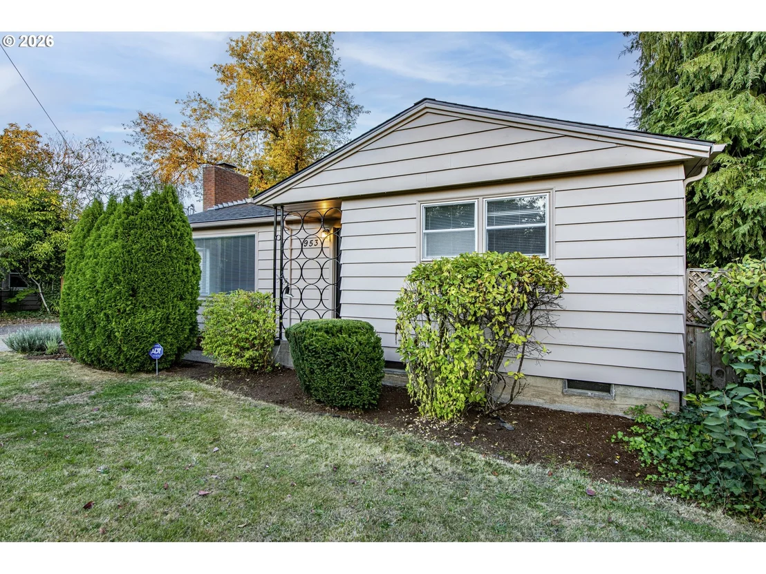 Photo of 953 FORRESTER WAY