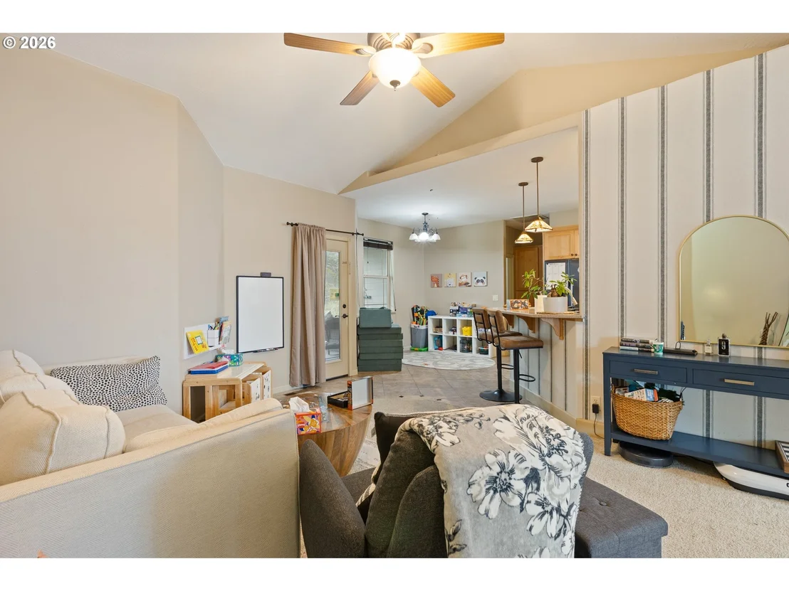 Photo of 849 NORTH VIEW DR