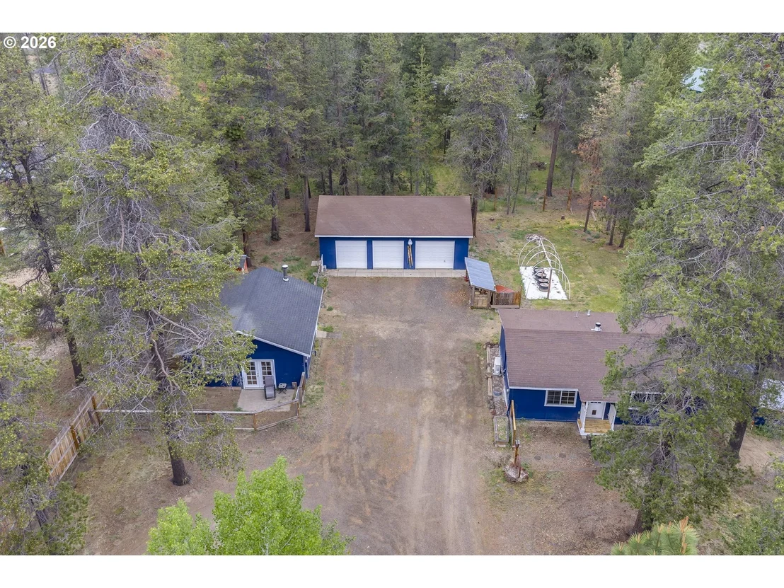 Photo of 16024 LEONA LN