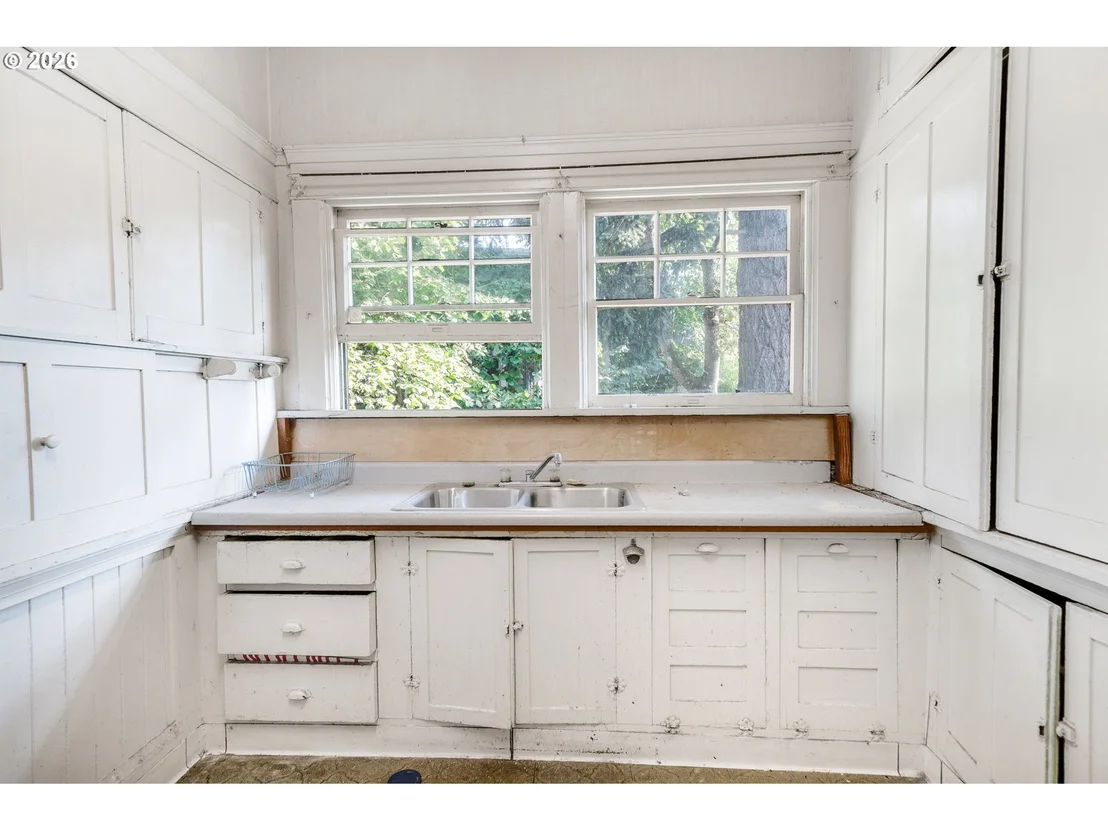 Photo of 1258 WASHINGTON ST