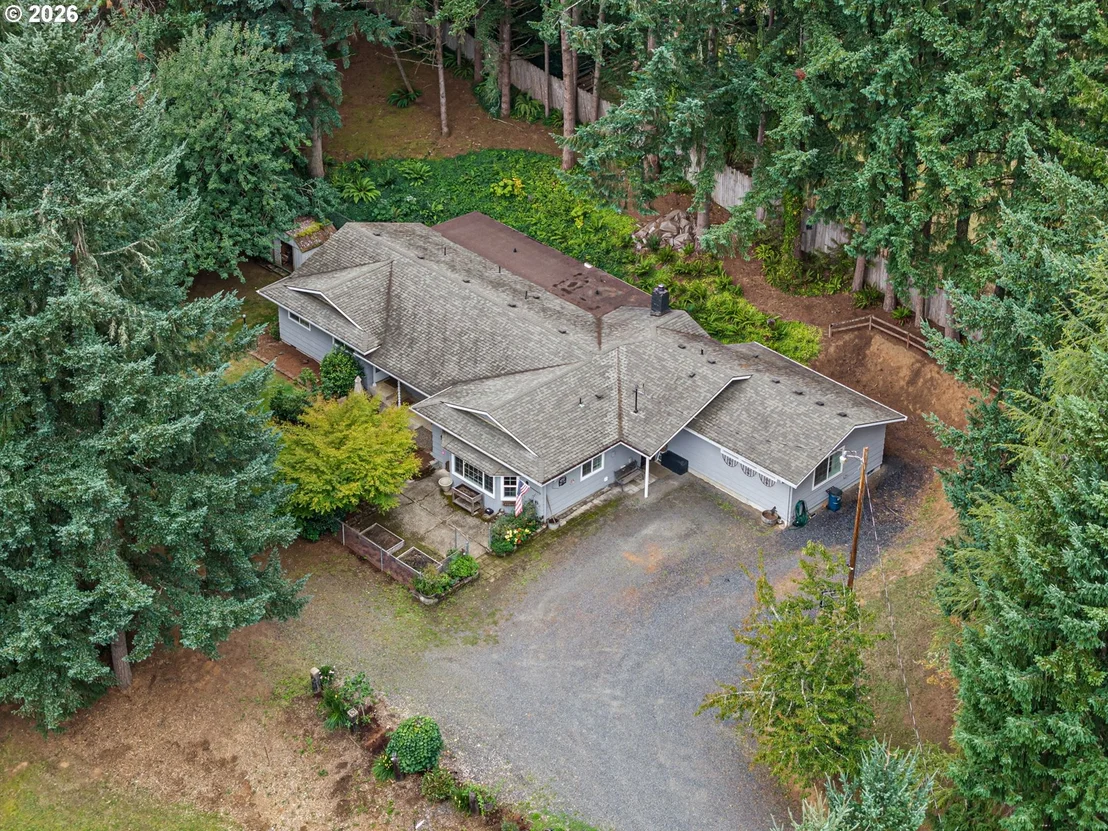 Photo of 39066 CARR TRAIL RD