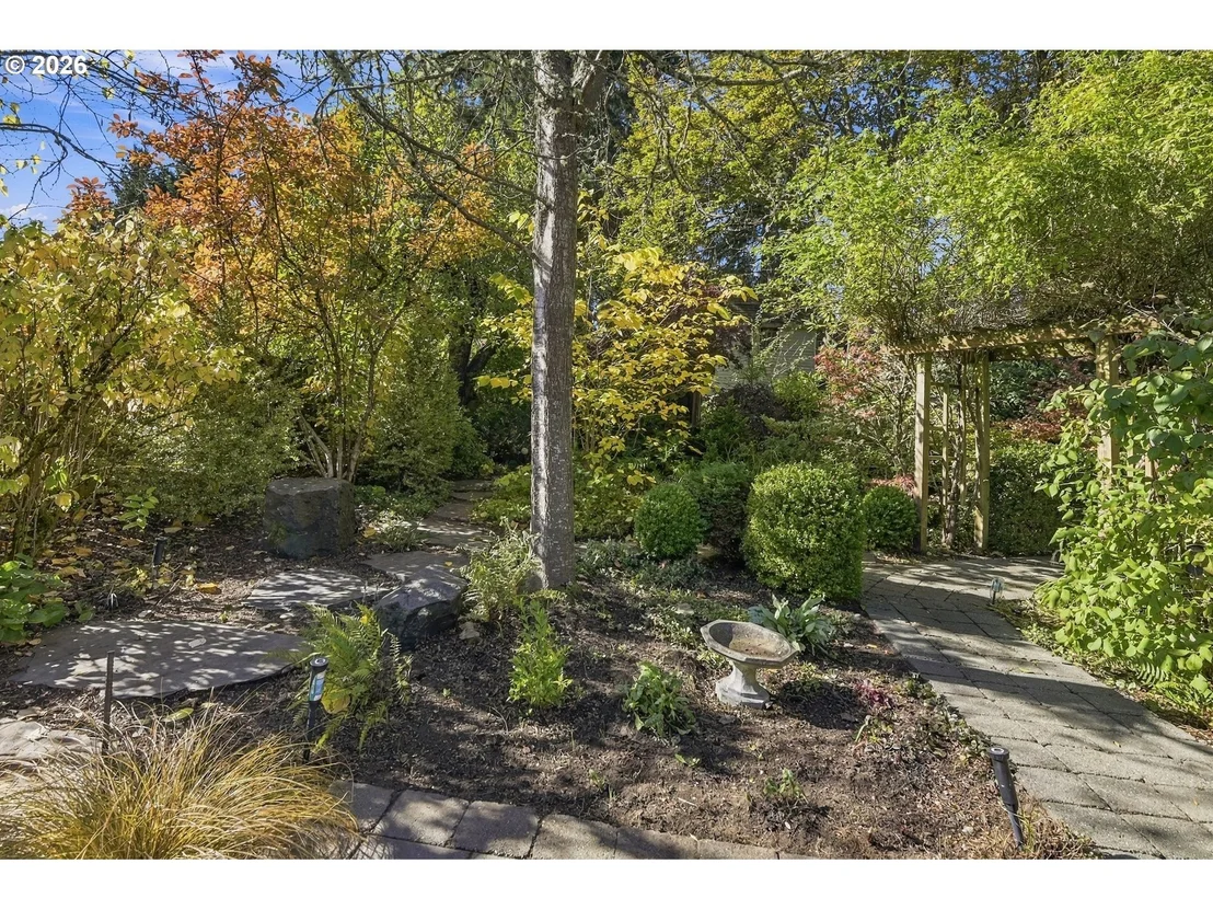 Photo of 580 HORN LN
