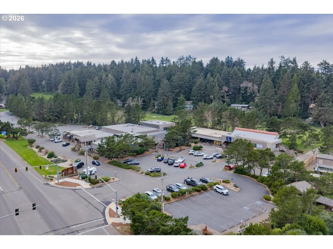 Photo of 575 Fairway DR